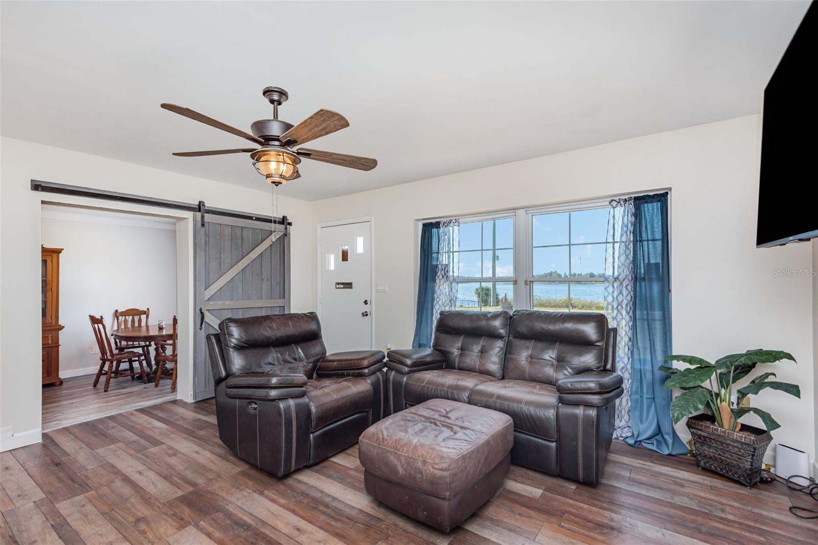 Image 8 of 40 For 404 Grand Rondo E