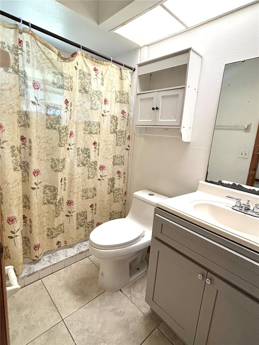 Image 10 of 19 For 1406 Coronet Drive