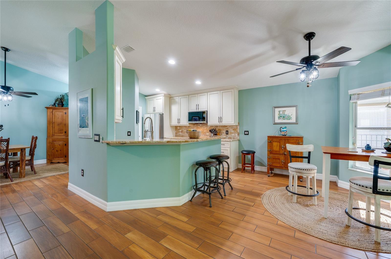 Image 16 of 54 For 42 Cormorant Circle