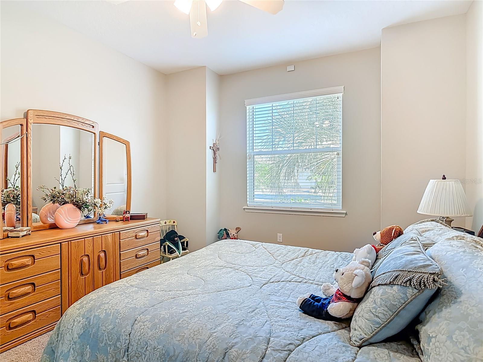 Image 33 of 58 For 512 Adenmore Terrace