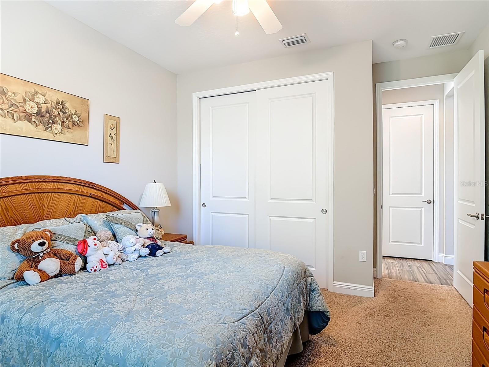 Image 35 of 58 For 512 Adenmore Terrace