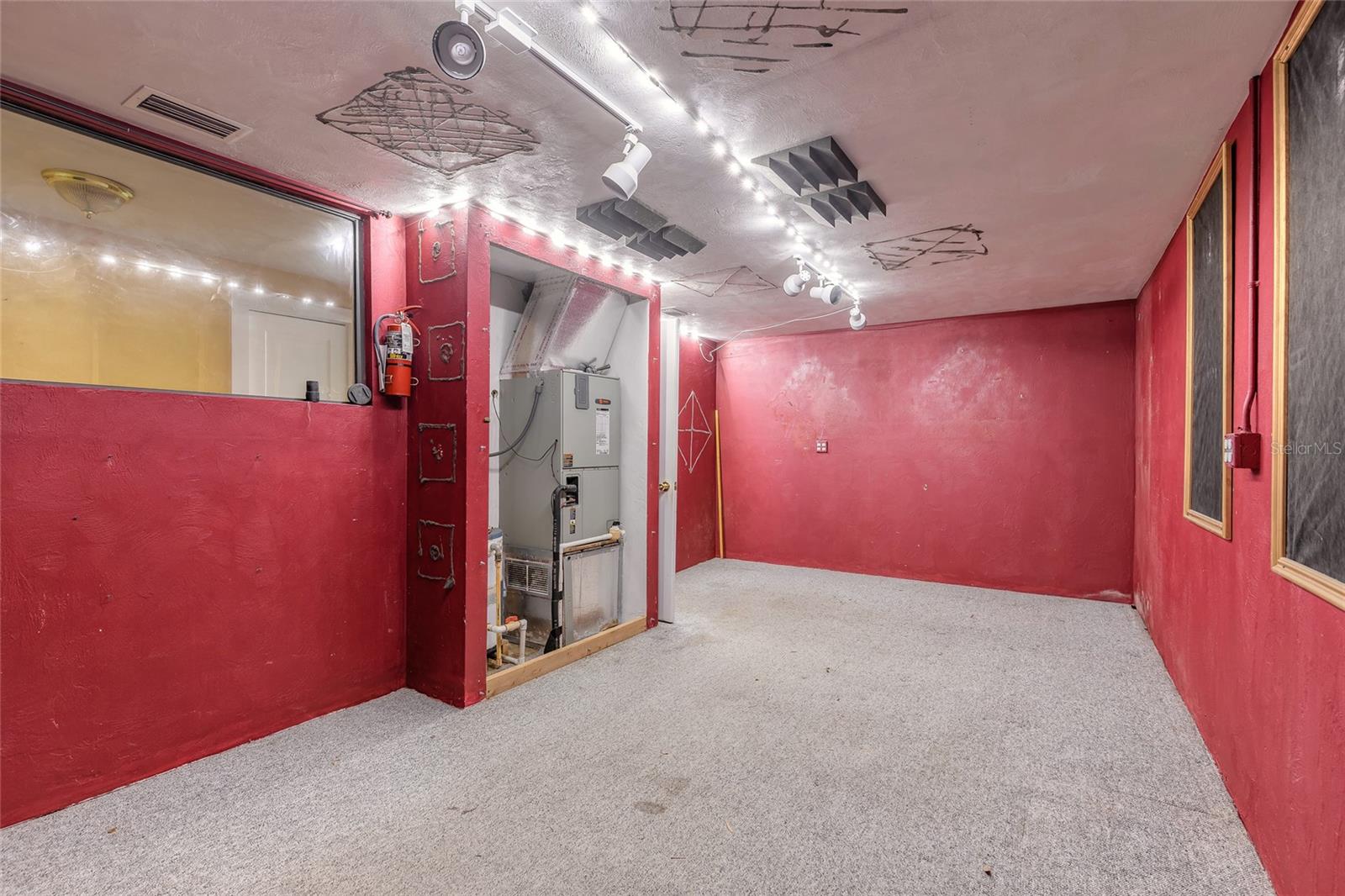 Image 37 of 38 For 529 Ridgewood Avenue