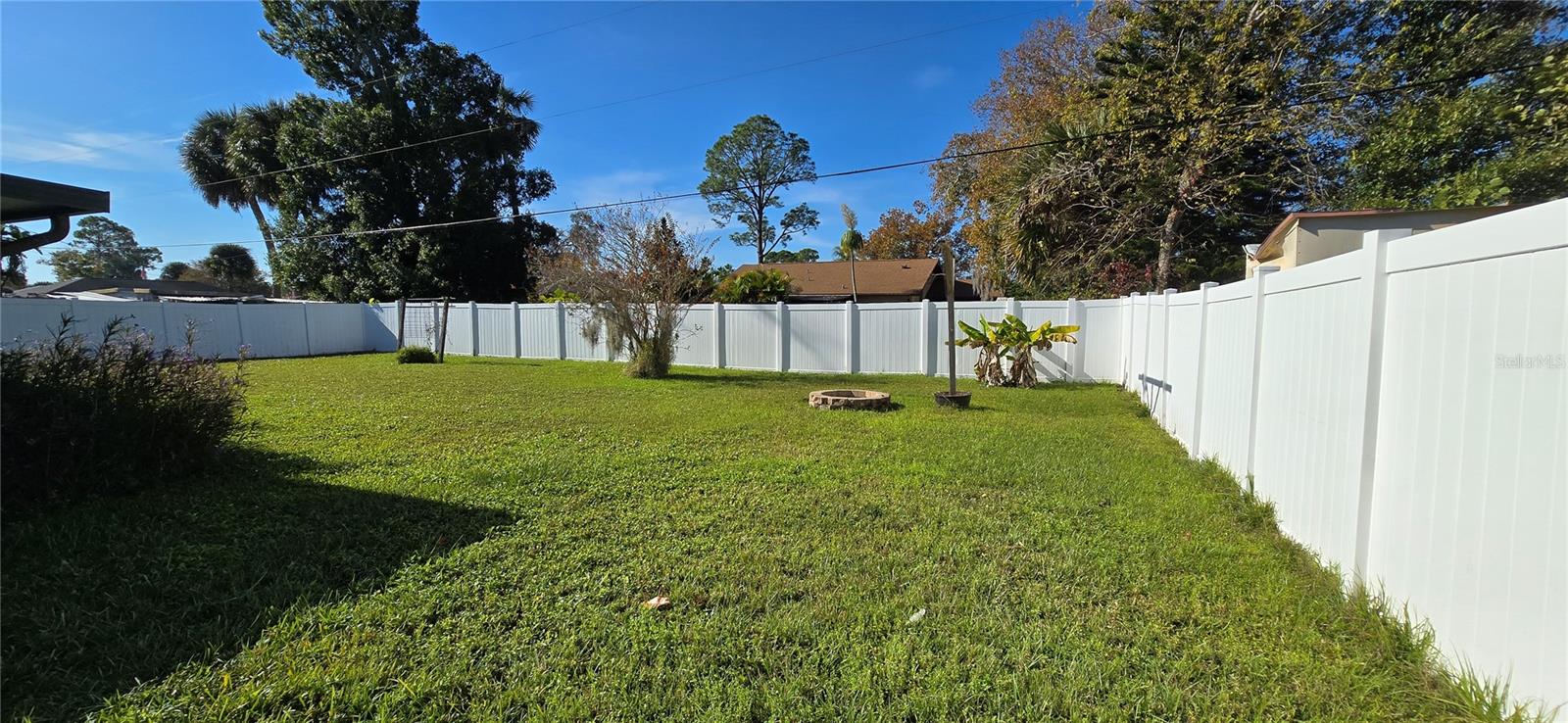 Image 12 of 22 For 2526 Victory Palm Drive