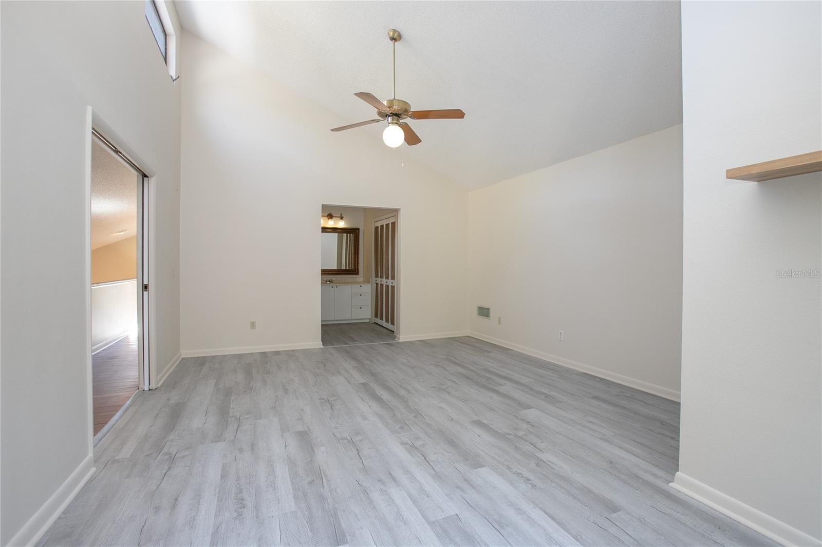 Image 19 of 28 For 5735 Fox Hollow Road