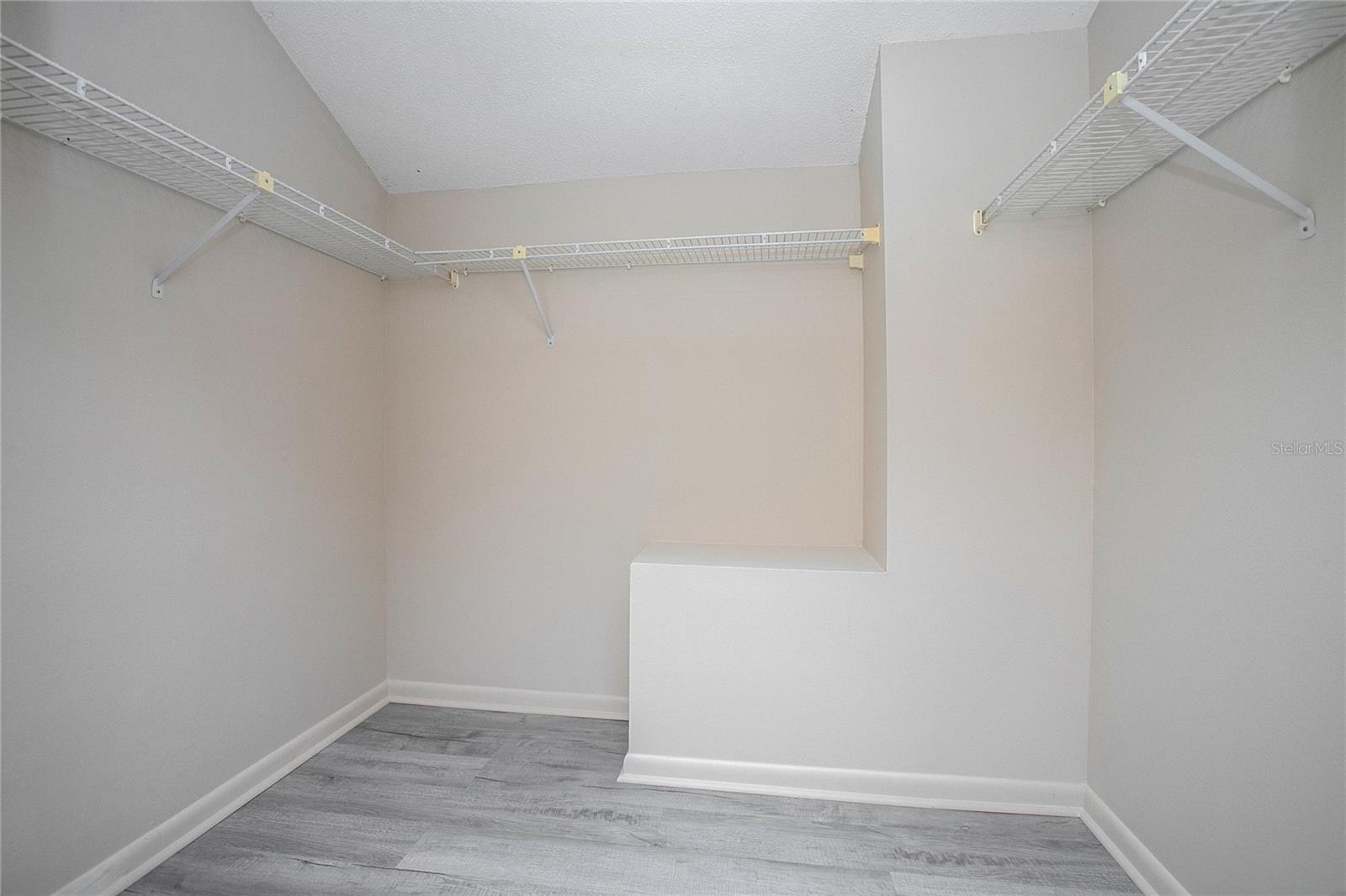 Image 21 of 28 For 5735 Fox Hollow Road