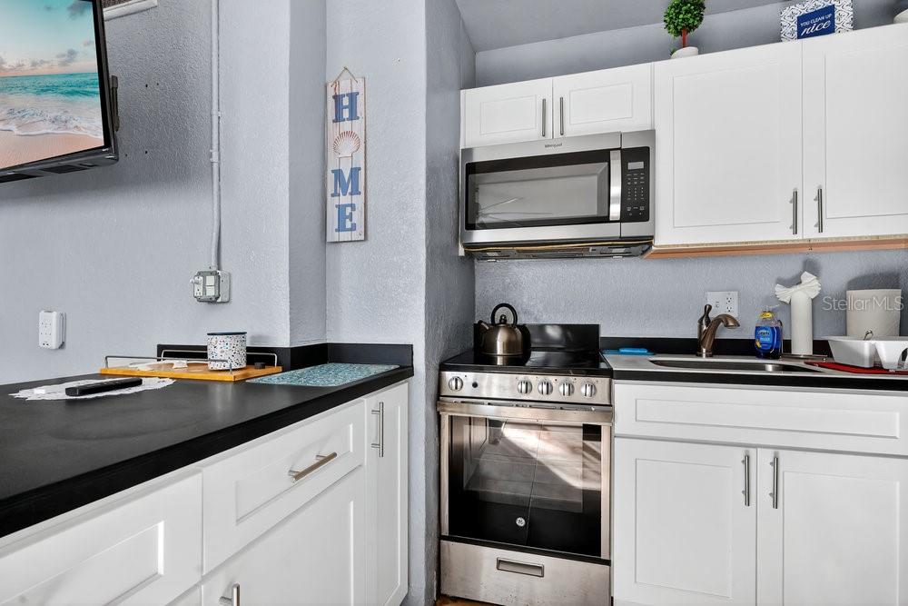 Image 12 of 33 For 311 Ashley Street 301