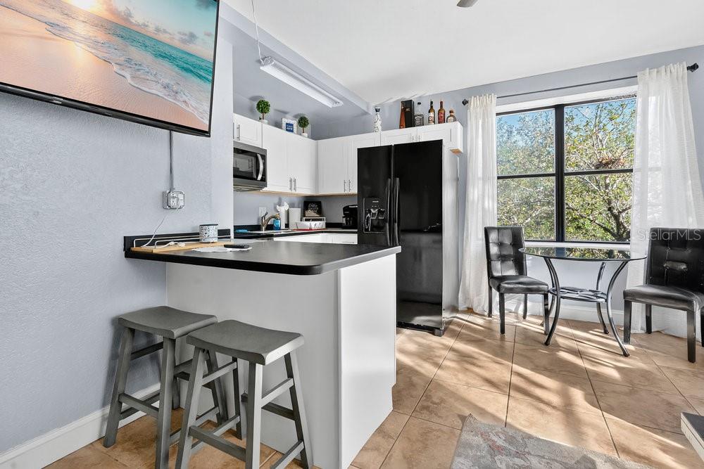 Image 14 of 33 For 311 Ashley Street 301