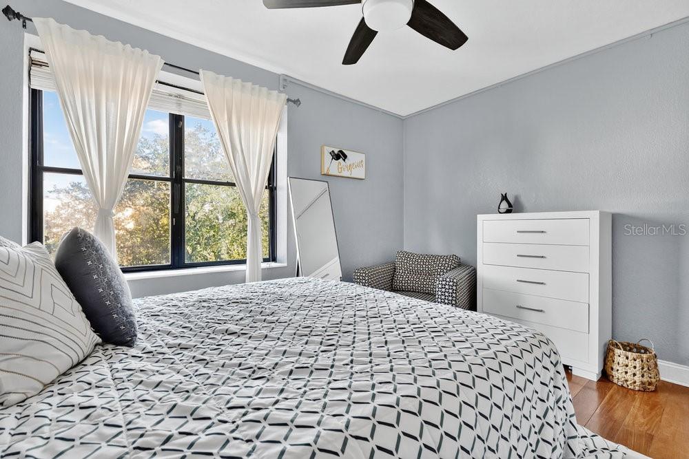 Image 17 of 33 For 311 Ashley Street 301