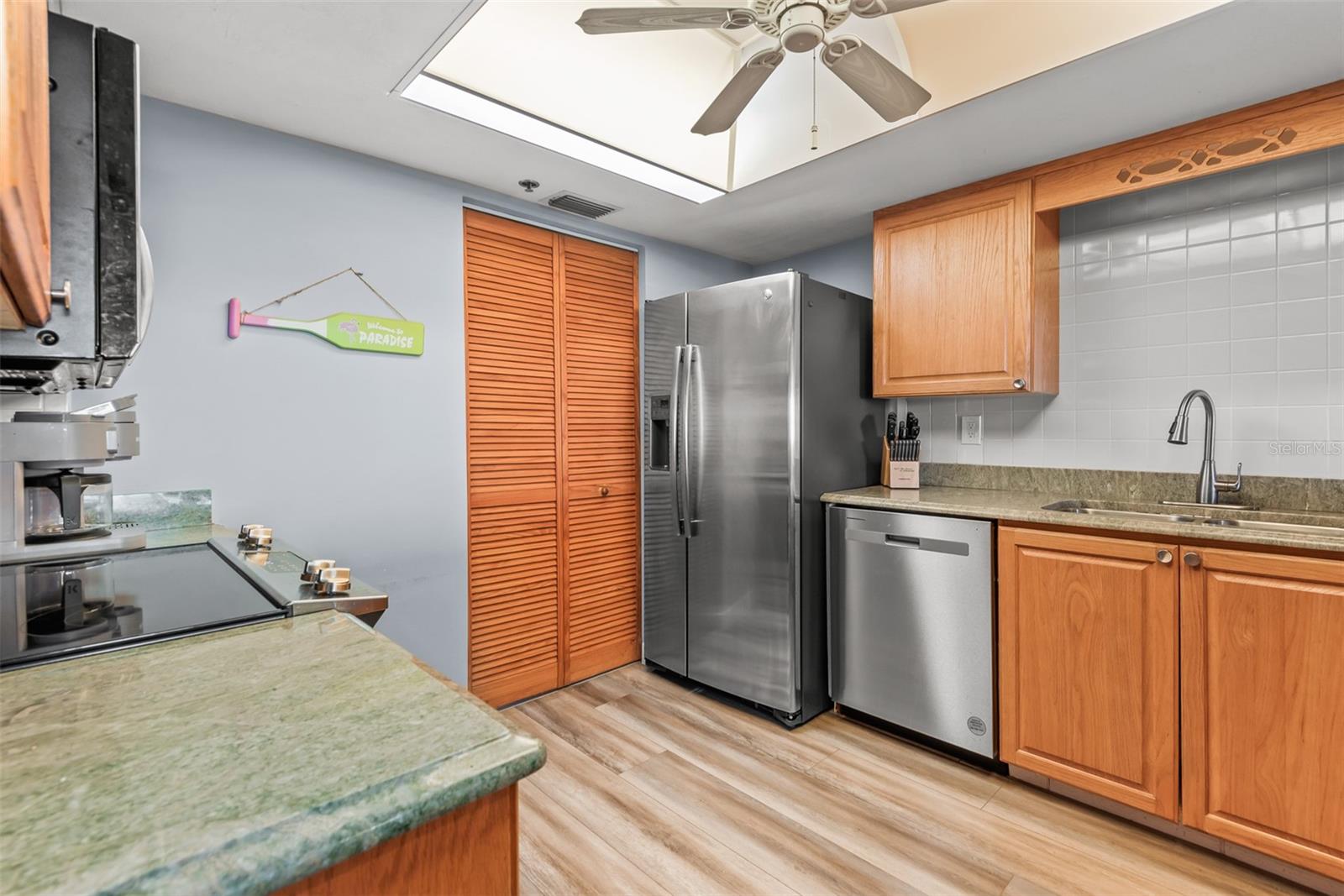 Image 12 of 48 For 3757 Atlantic Avenue 102