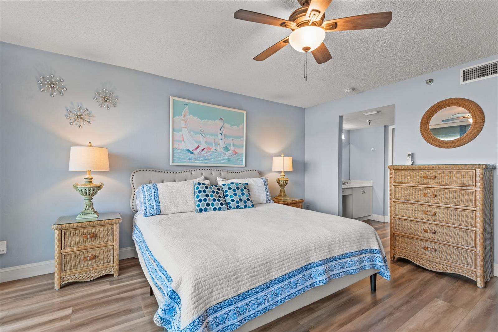 Image 17 of 48 For 3757 Atlantic Avenue 102