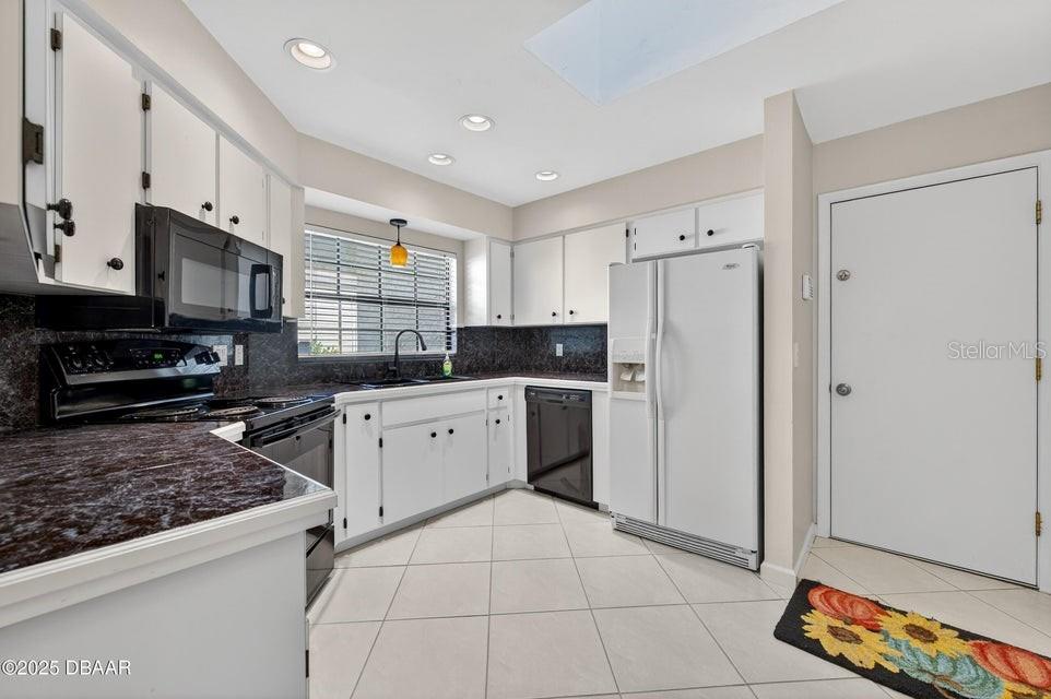 Image 5 of 16 For 6157 Sequoia Drive