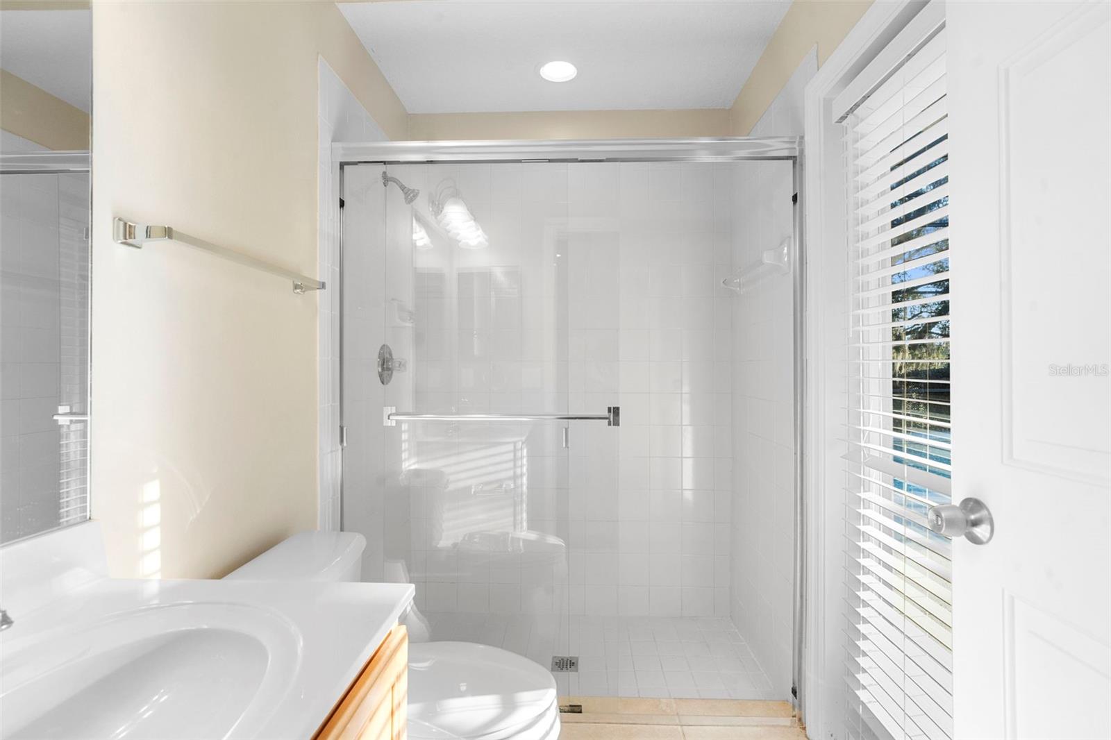 Image 28 of 63 For 492 Lanarkshire Place