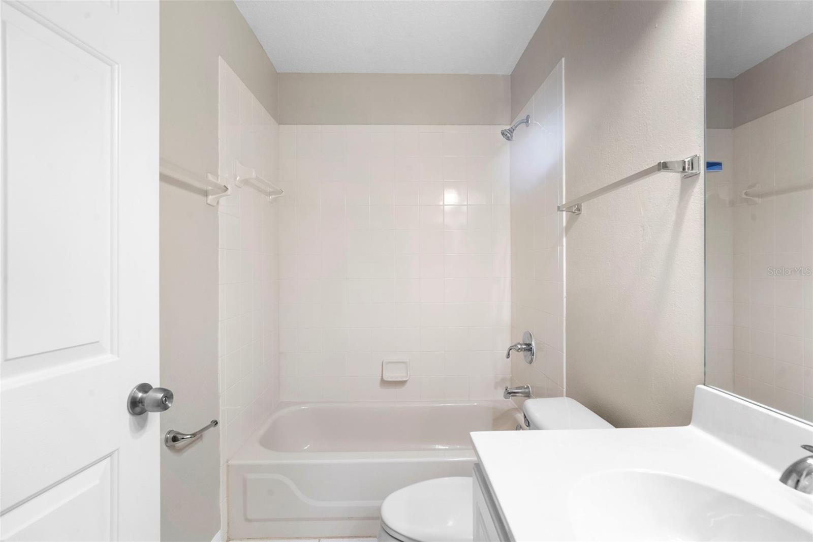 Image 37 of 63 For 492 Lanarkshire Place