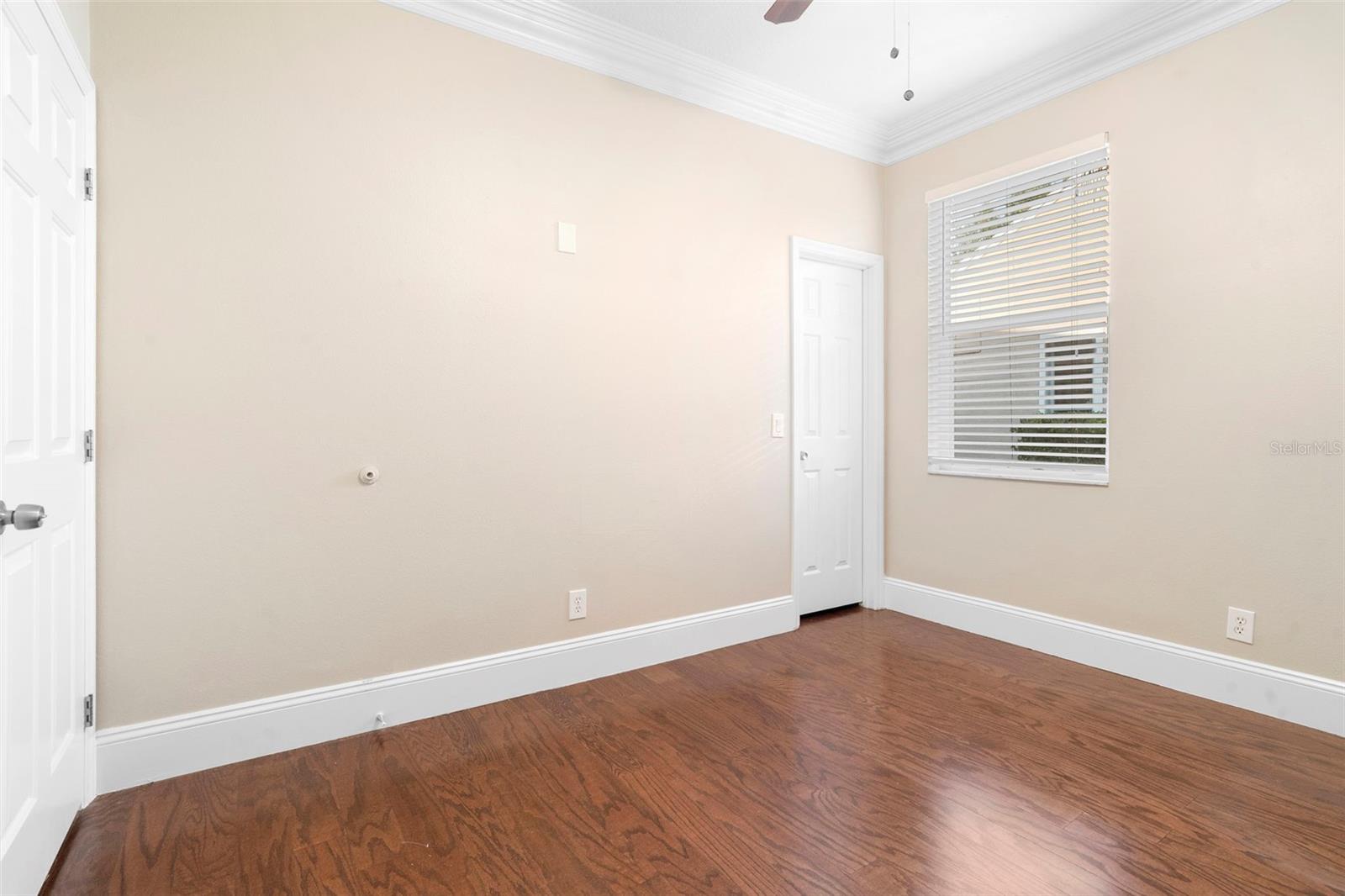 Image 39 of 63 For 492 Lanarkshire Place