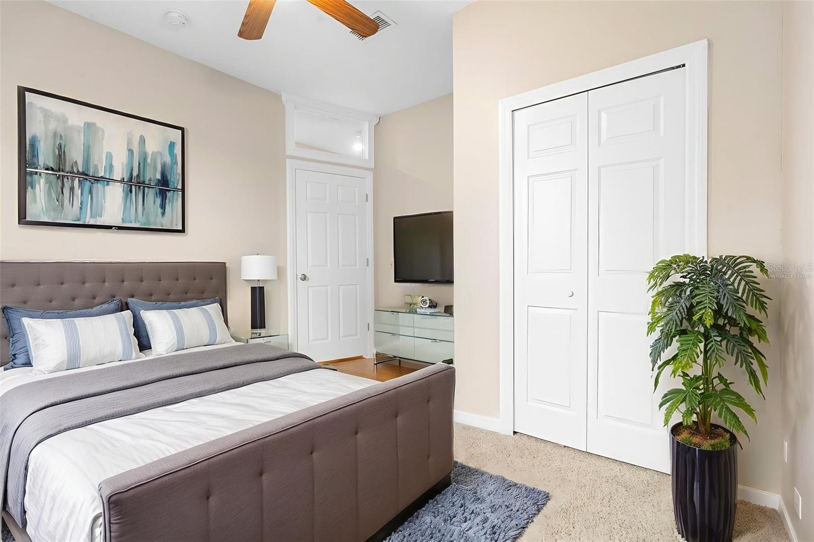 Image 4 of 63 For 492 Lanarkshire Place