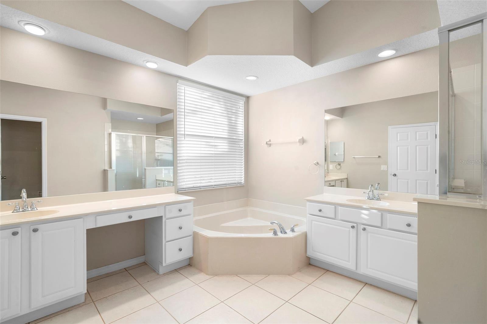 Image 45 of 63 For 492 Lanarkshire Place