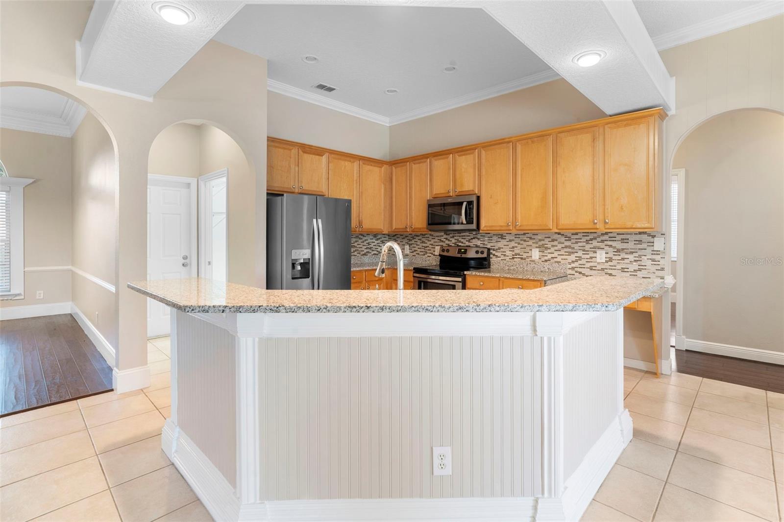 Image 8 of 63 For 492 Lanarkshire Place