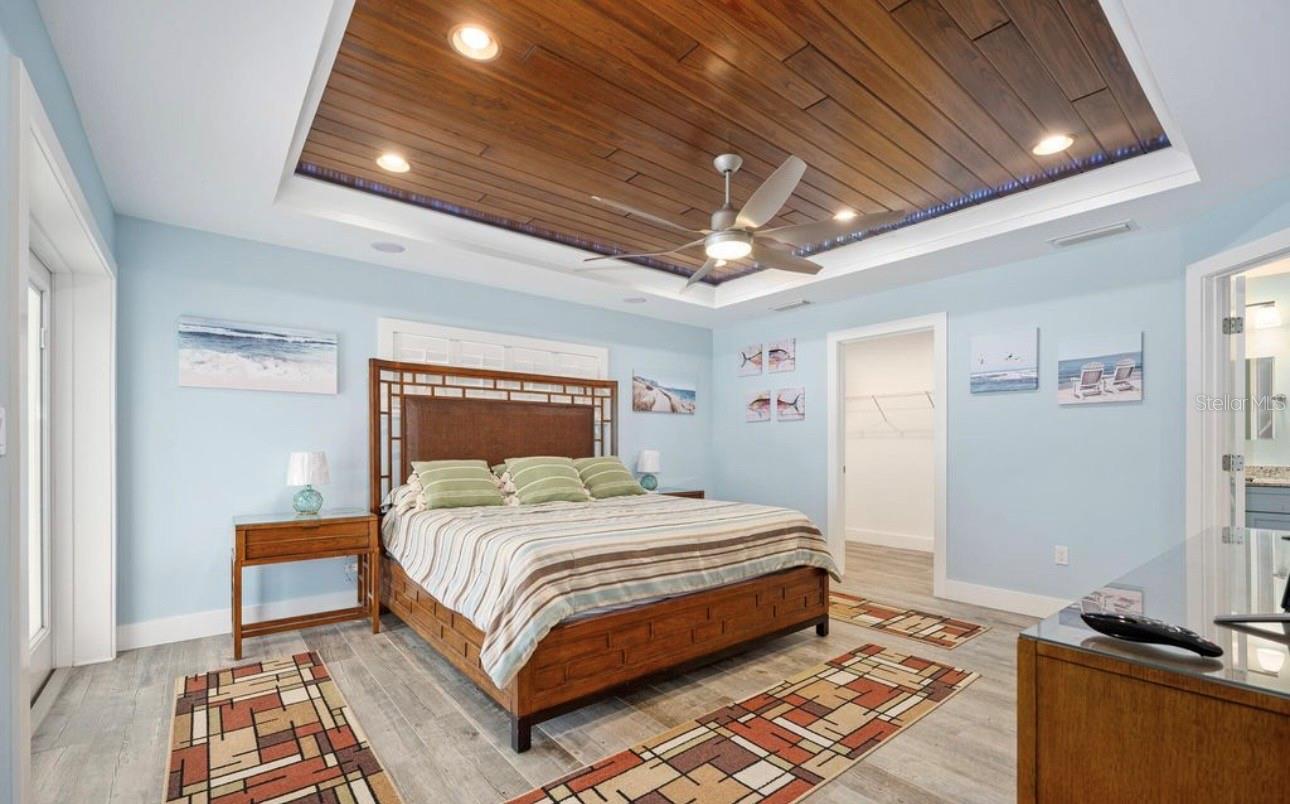 Image 15 of 49 For 130 Hernandez Avenue