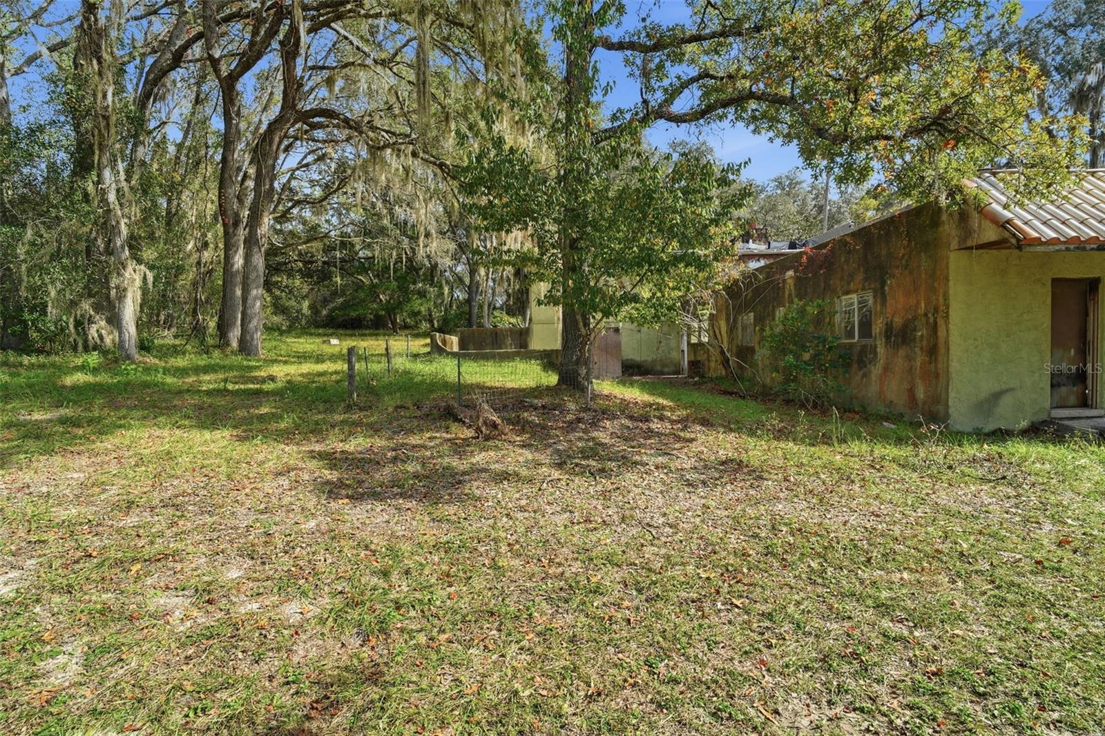 Image 10 of 63 For 1721 1st Street