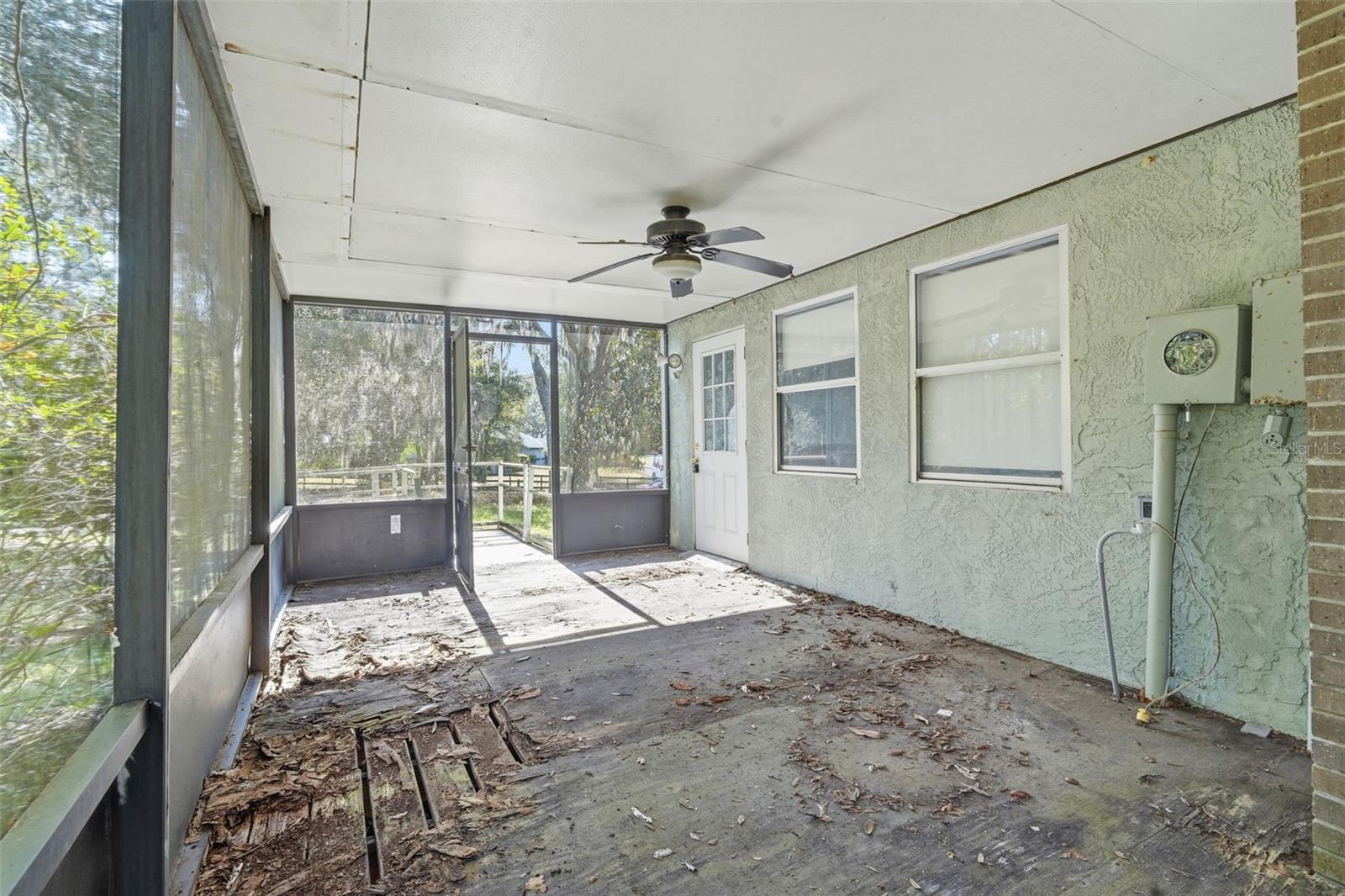 Image 25 of 63 For 1721 1st Street