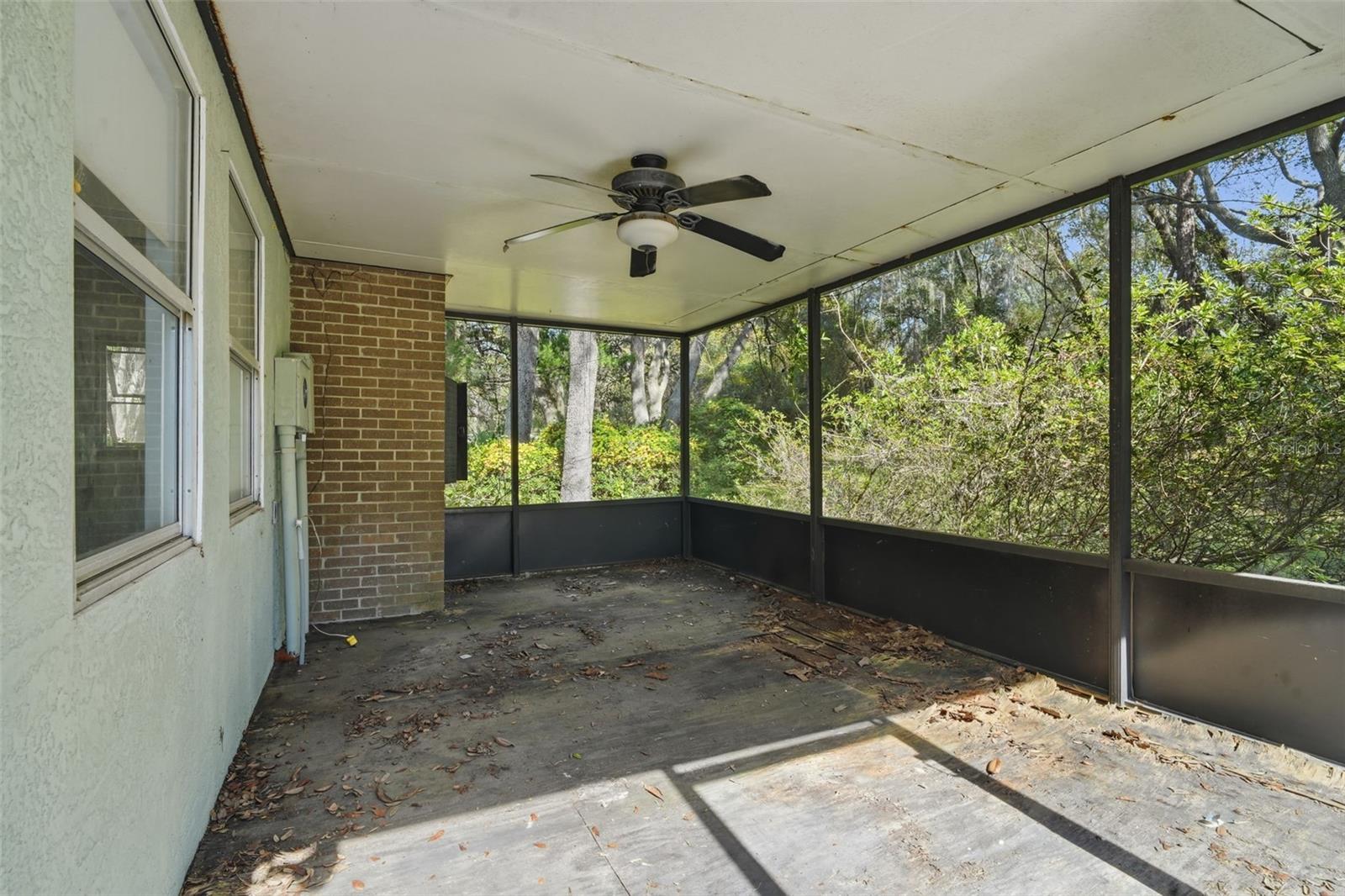 Image 26 of 63 For 1721 1st Street