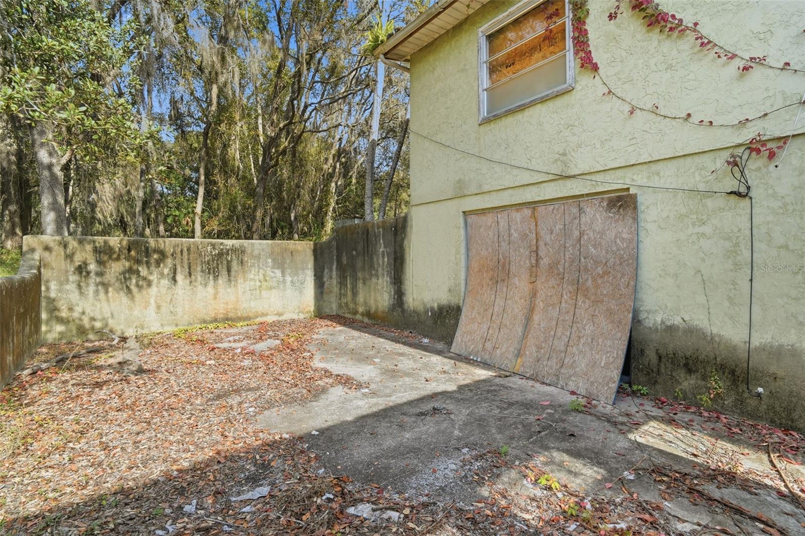 Image 27 of 63 For 1721 1st Street