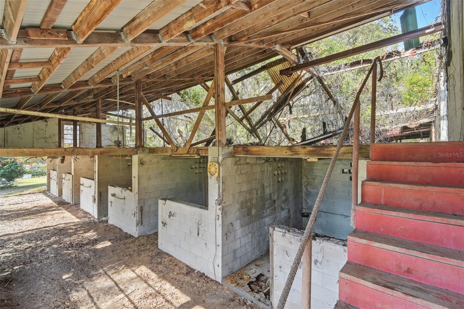 Image 31 of 63 For 1721 1st Street