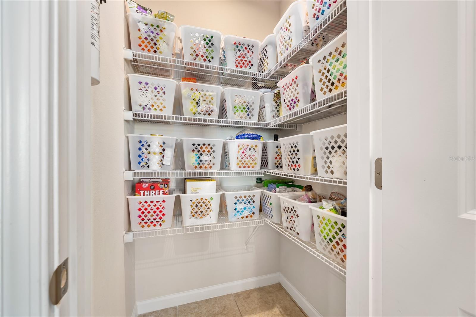 Image 10 of 28 For 377 Crestwind Drive