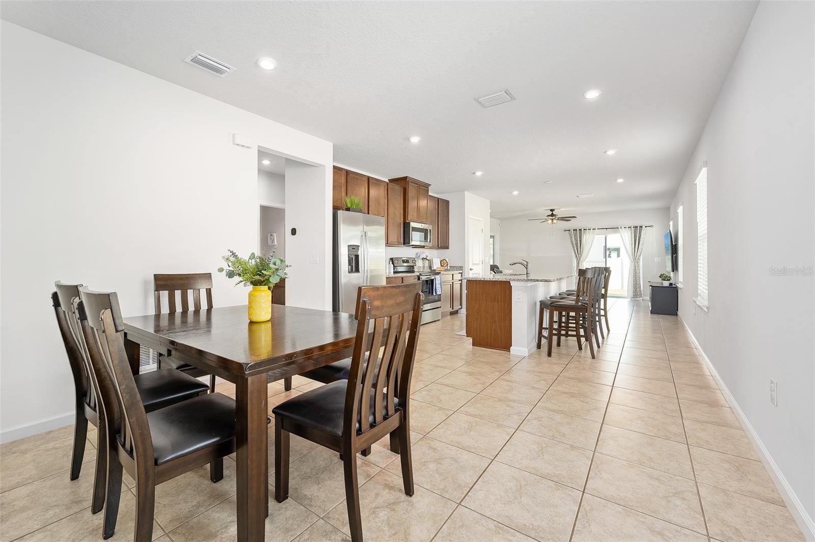 Image 11 of 28 For 377 Crestwind Drive