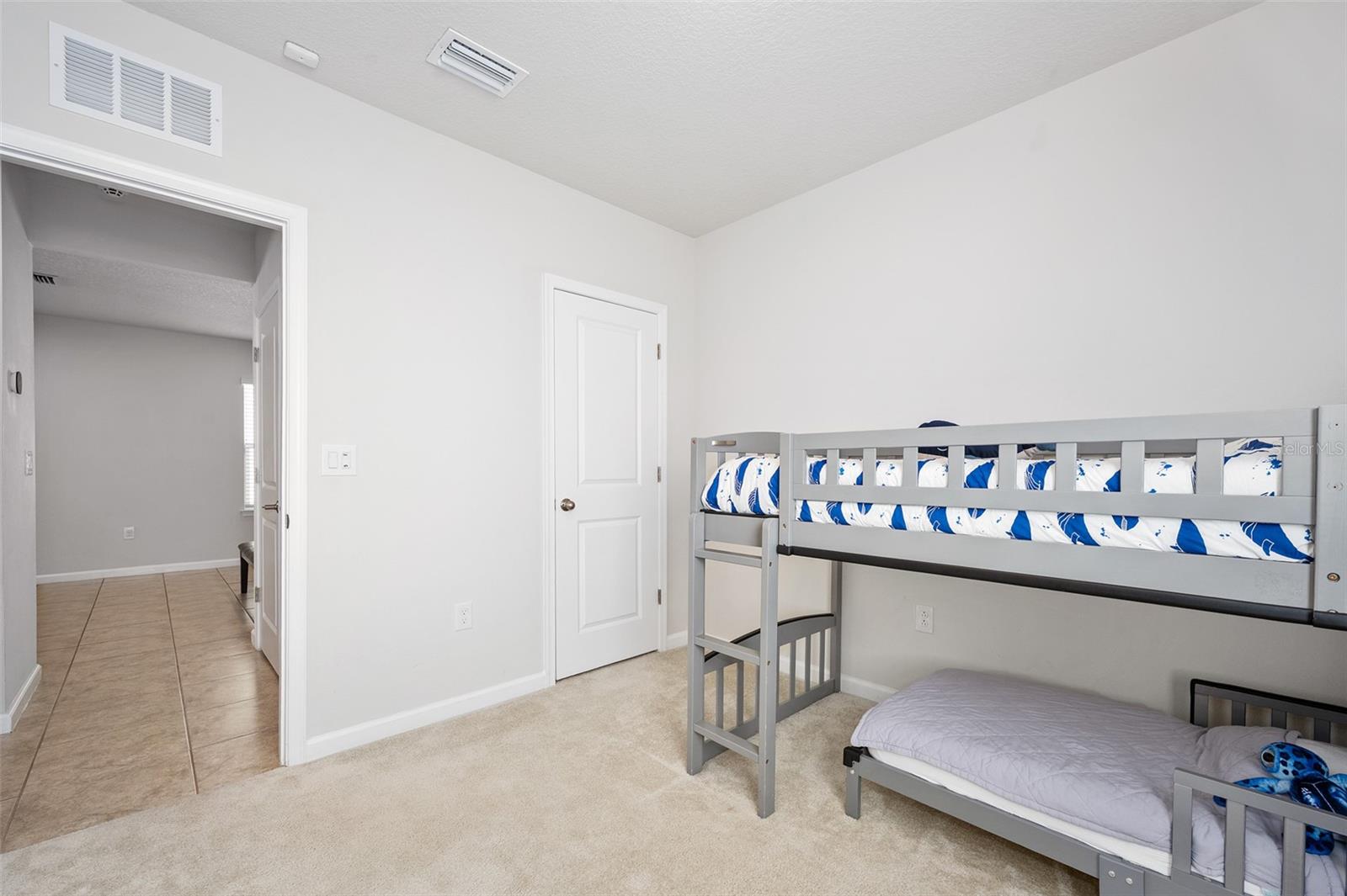 Image 21 of 28 For 377 Crestwind Drive