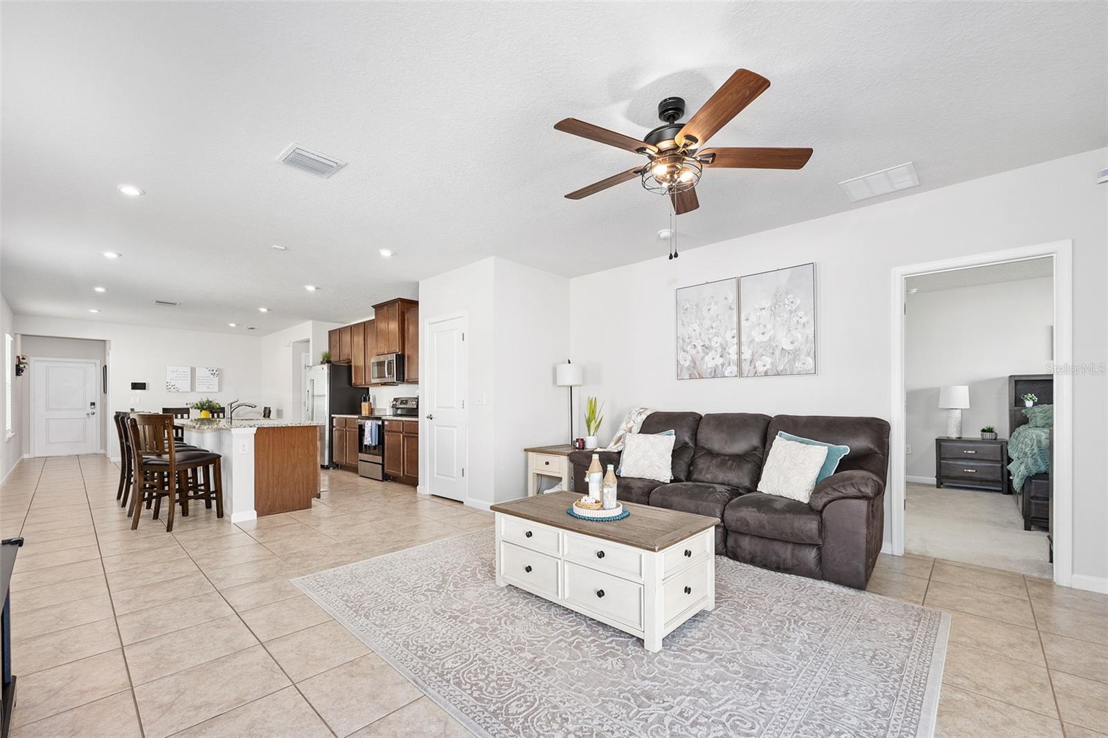 Image 7 of 28 For 377 Crestwind Drive