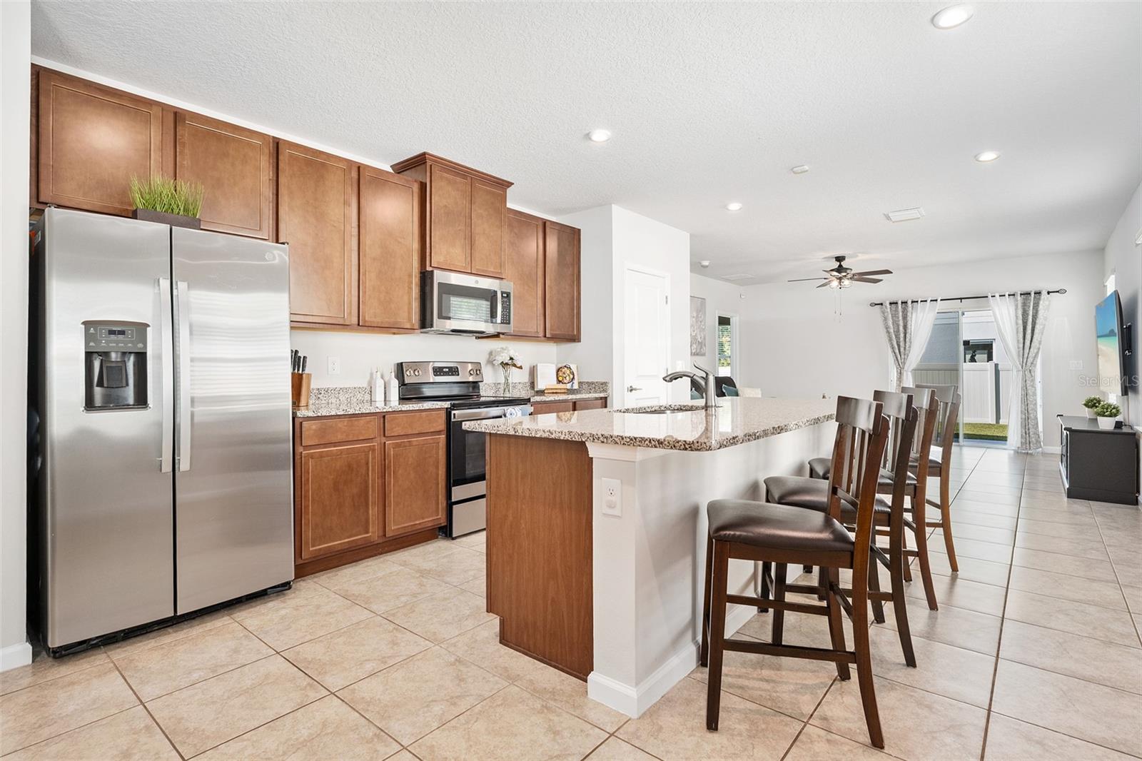 Image 8 of 28 For 377 Crestwind Drive