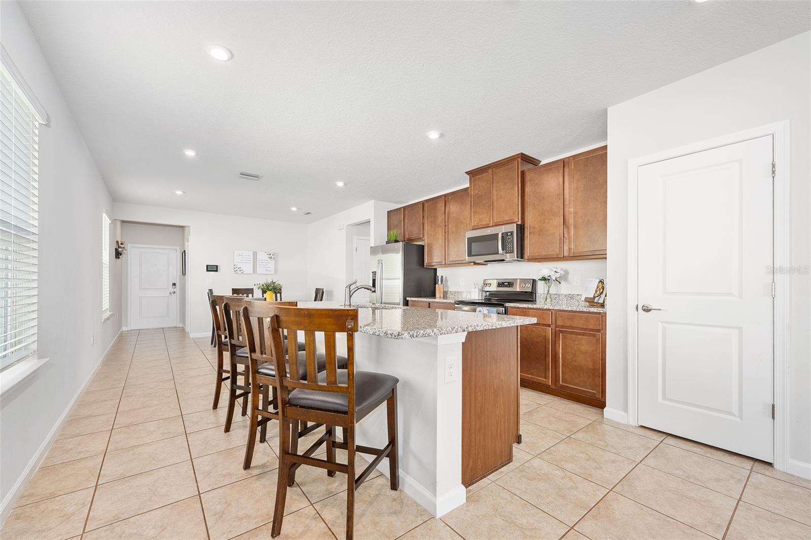 Image 9 of 28 For 377 Crestwind Drive