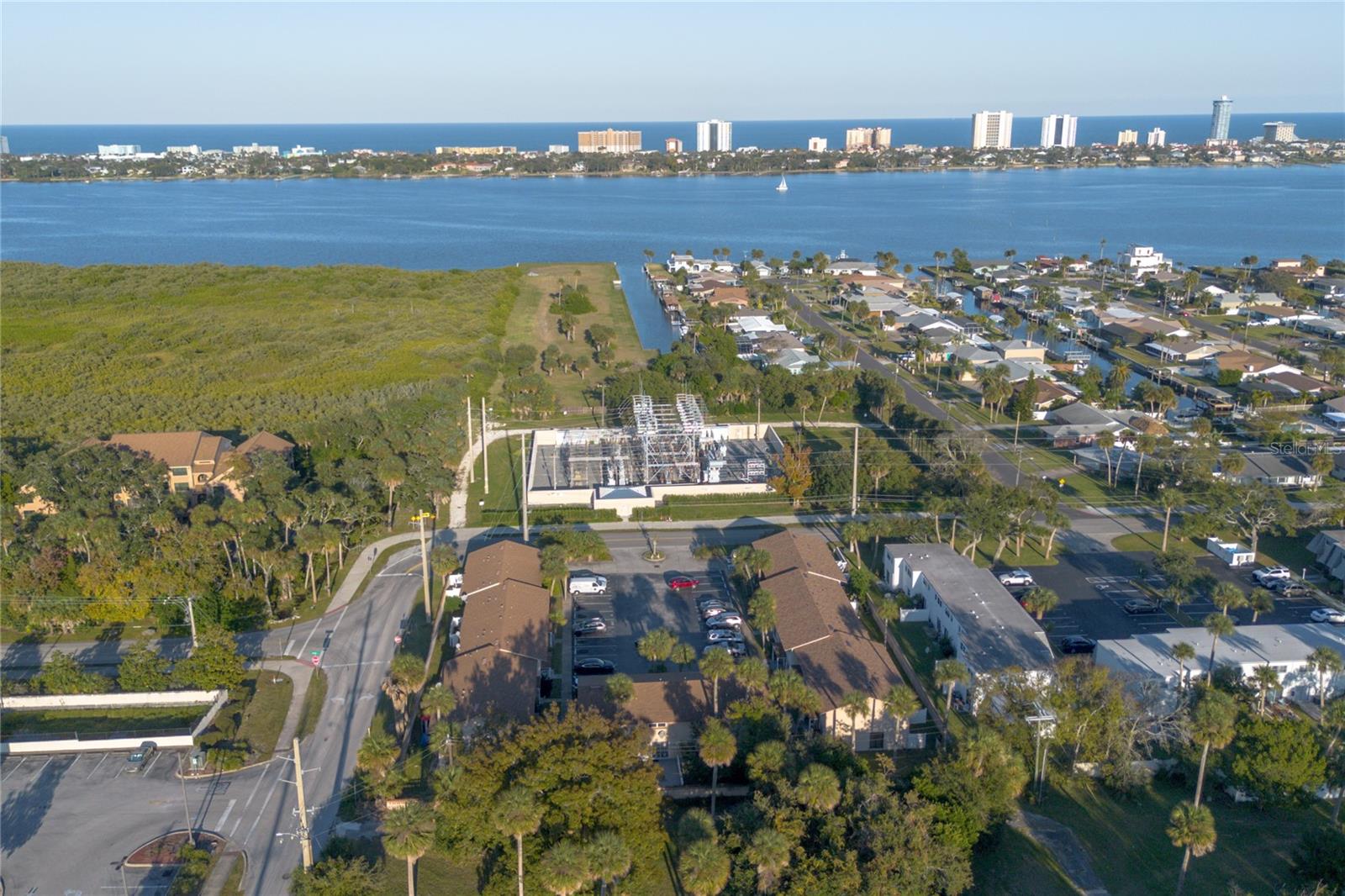 Image 24 of 30 For 1600 Palmetto Avenue 114