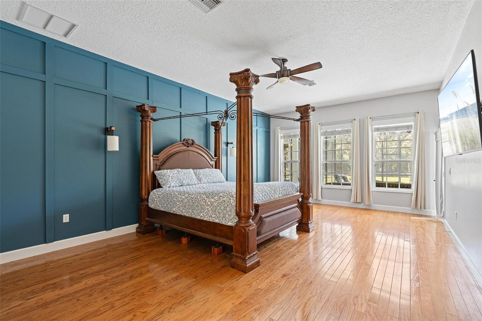 Image 36 of 80 For 1910 Glenwood Oaks Lane