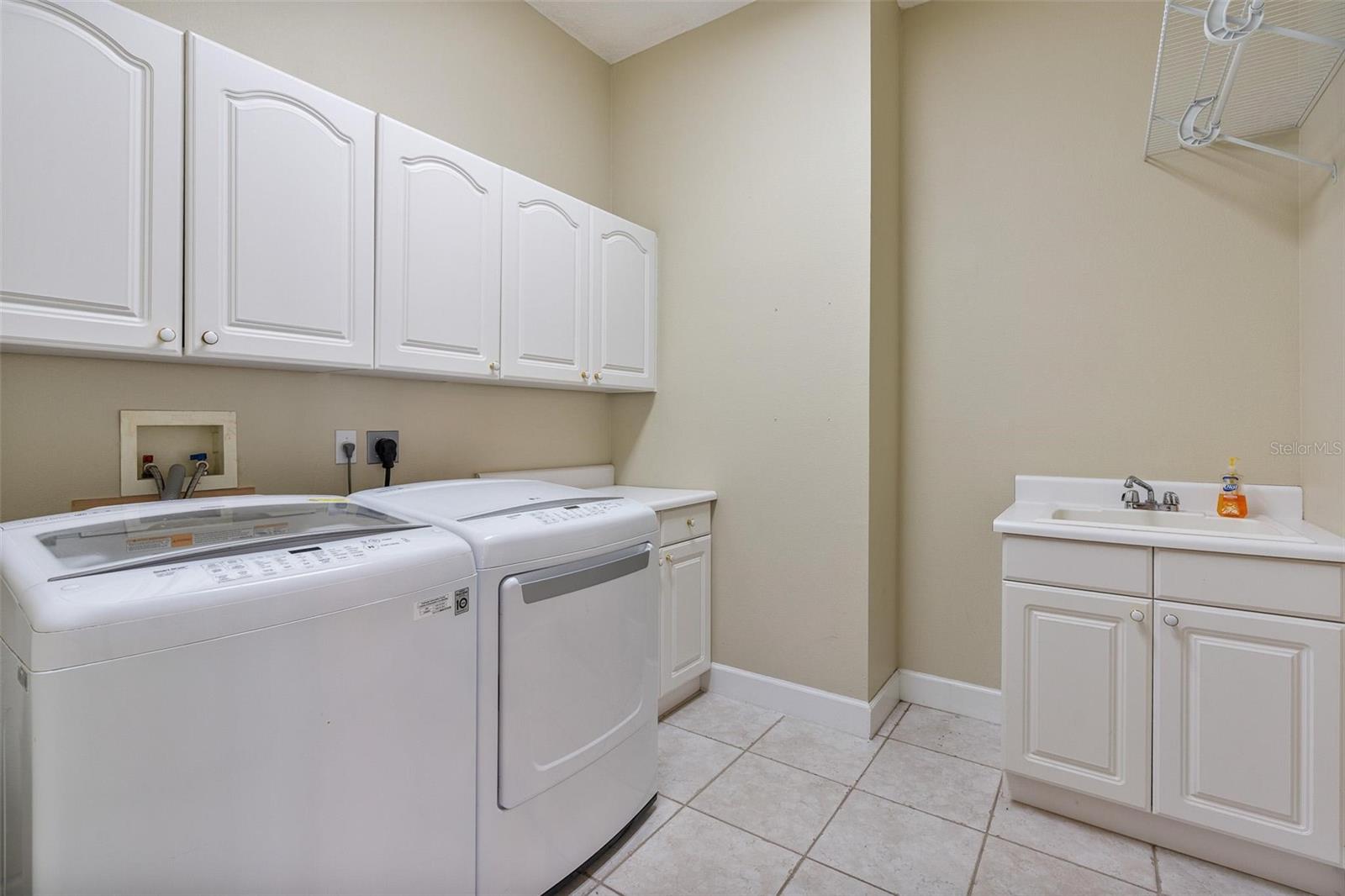 Image 50 of 80 For 1910 Glenwood Oaks Lane