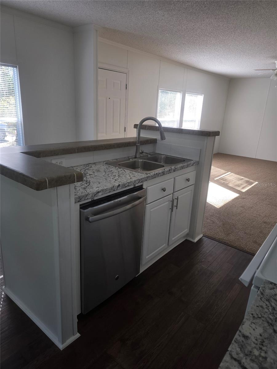 Image 7 of 21 For 3103 48th Street