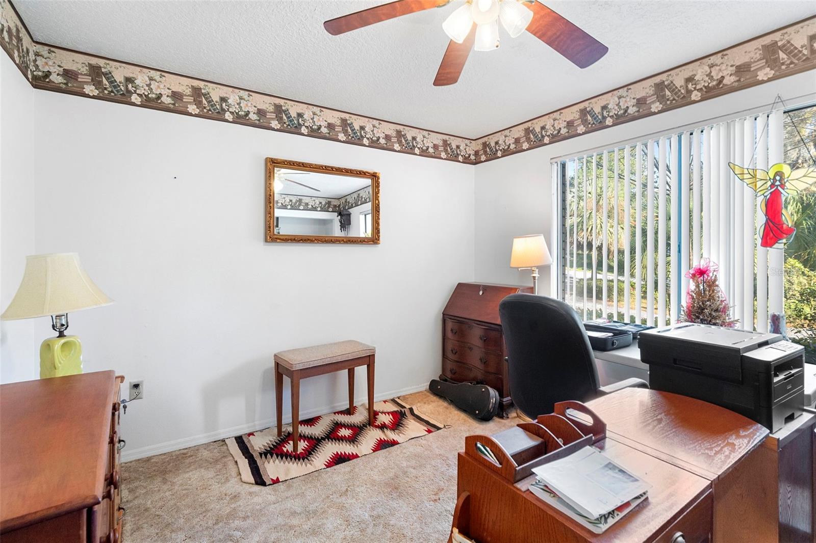 Image 18 of 37 For 1470 Alden Street