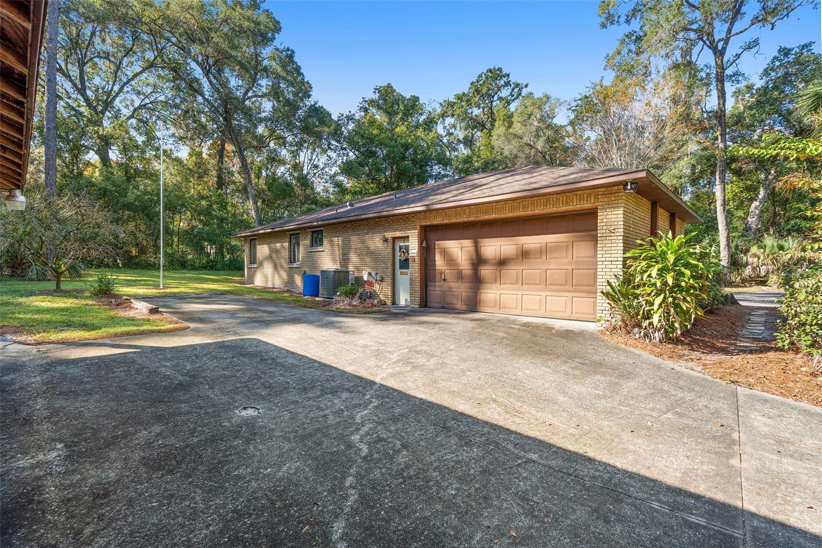 Image 35 of 37 For 1470 Alden Street