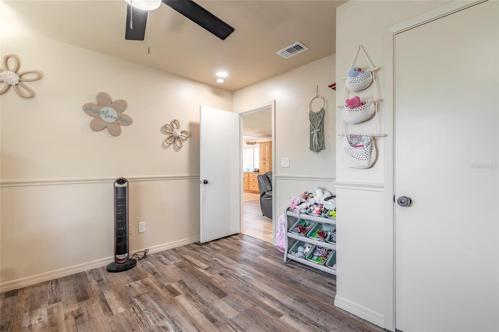 Image 21 of 46 For 1804 Mango Tree Drive