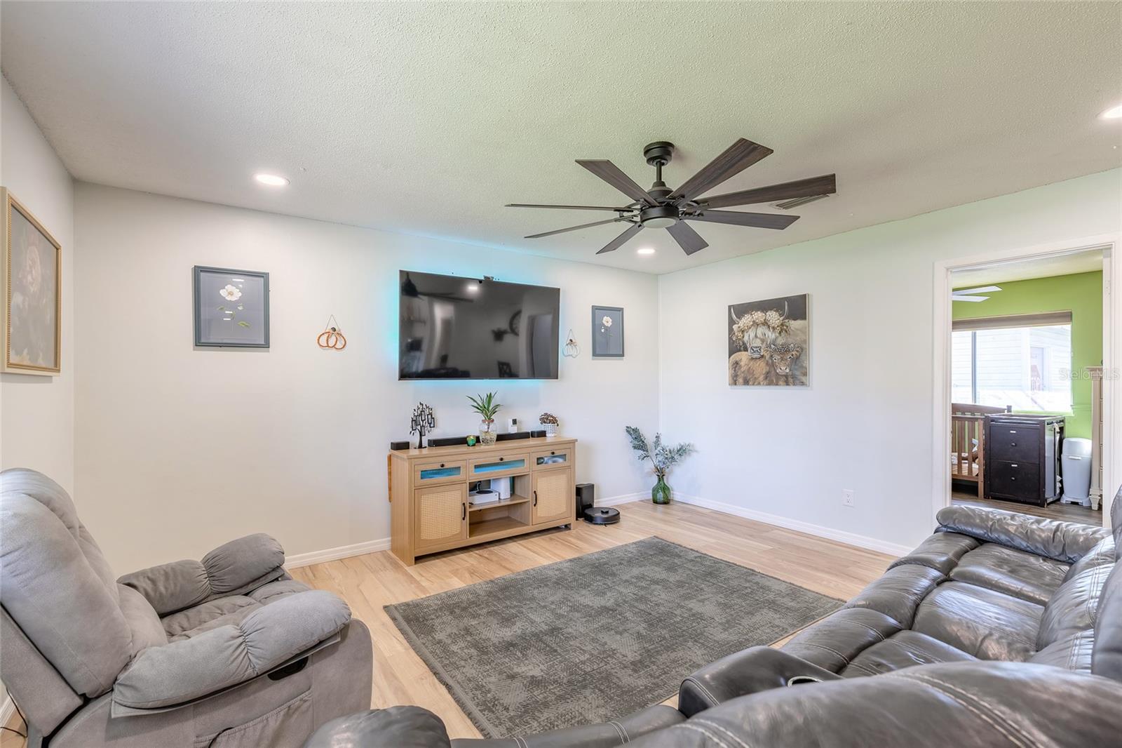 Image 9 of 46 For 1804 Mango Tree Drive