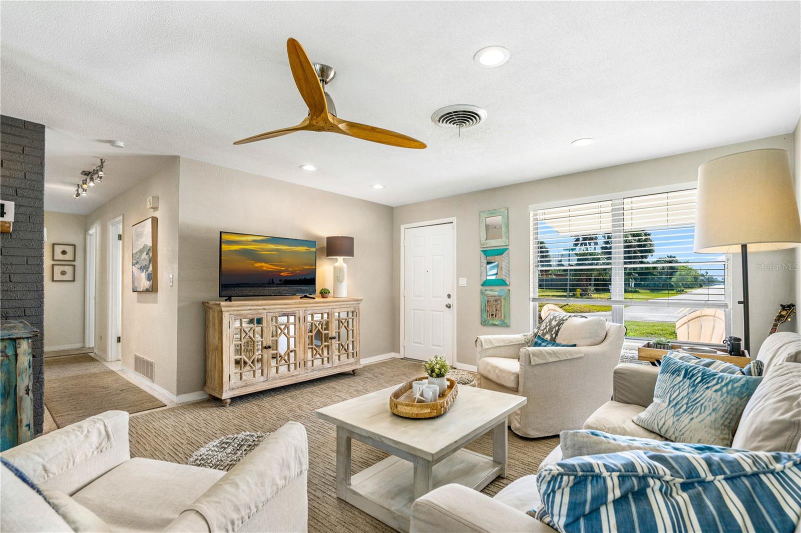 Image 15 of 47 For 4 Carter Terrace