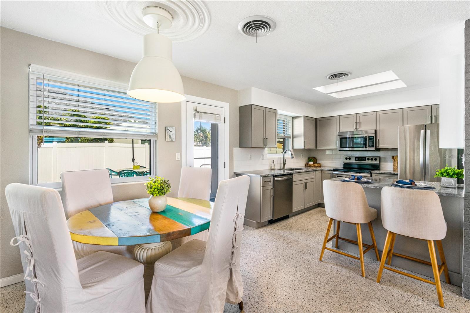 Image 16 of 47 For 4 Carter Terrace