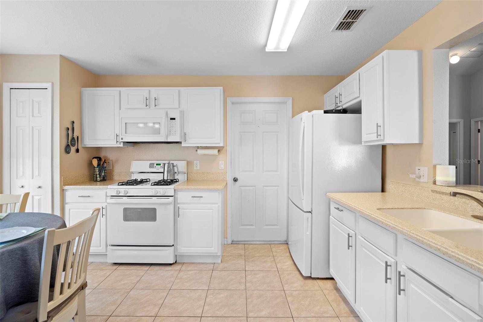 Image 5 of 28 For 617 Fawn Ridge Drive