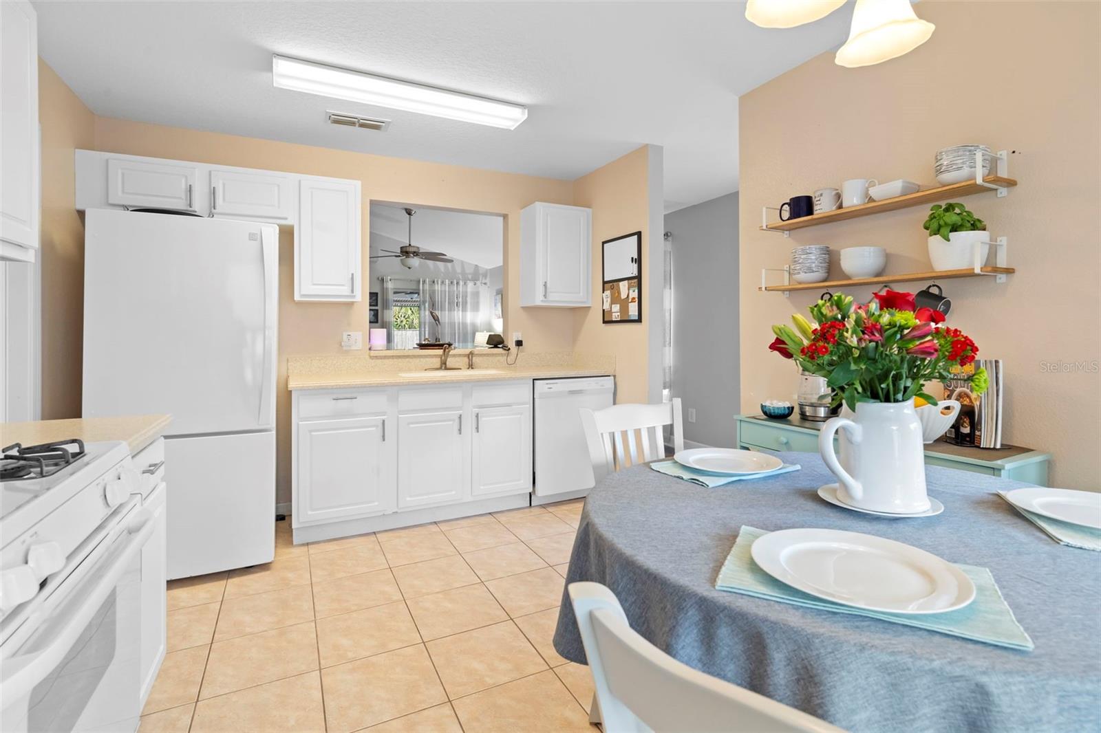 Image 7 of 28 For 617 Fawn Ridge Drive