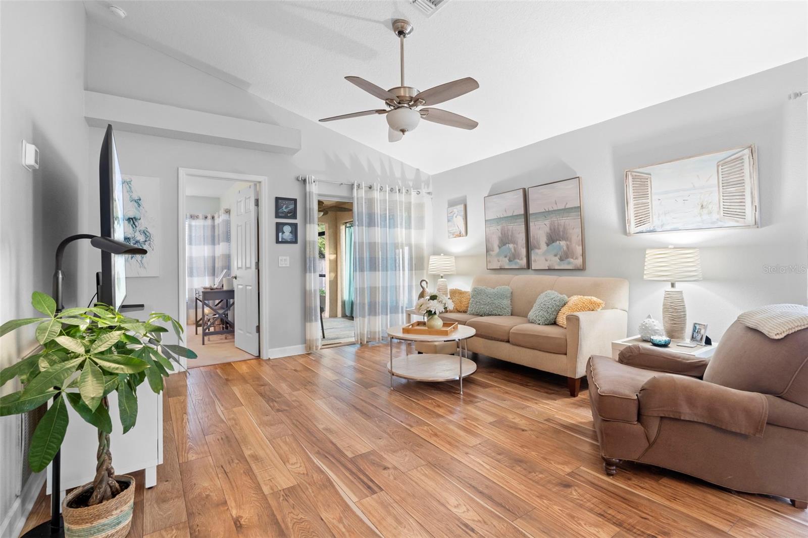 Image 9 of 28 For 617 Fawn Ridge Drive