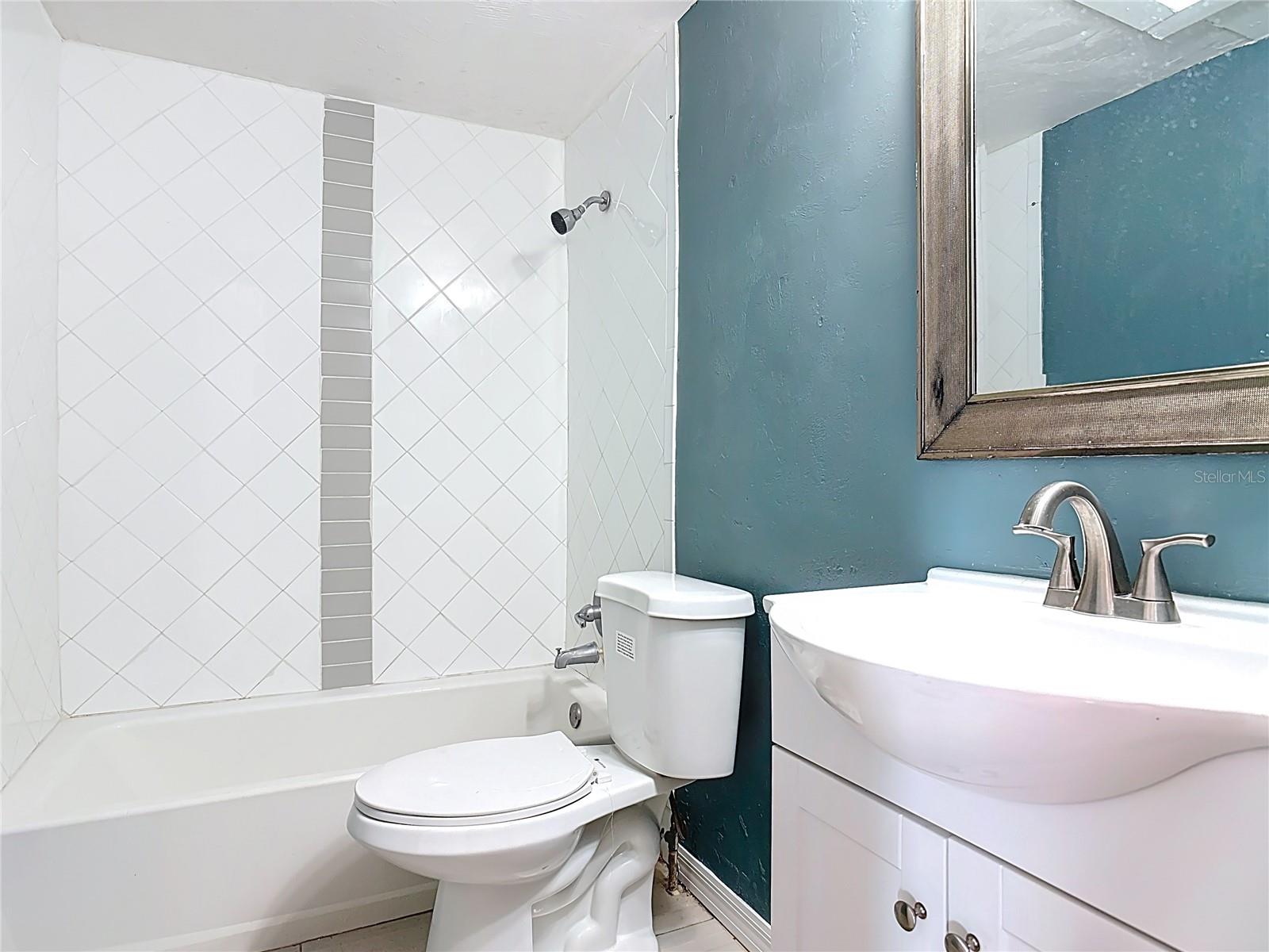 Image 40 of 50 For 941 Hartford Avenue