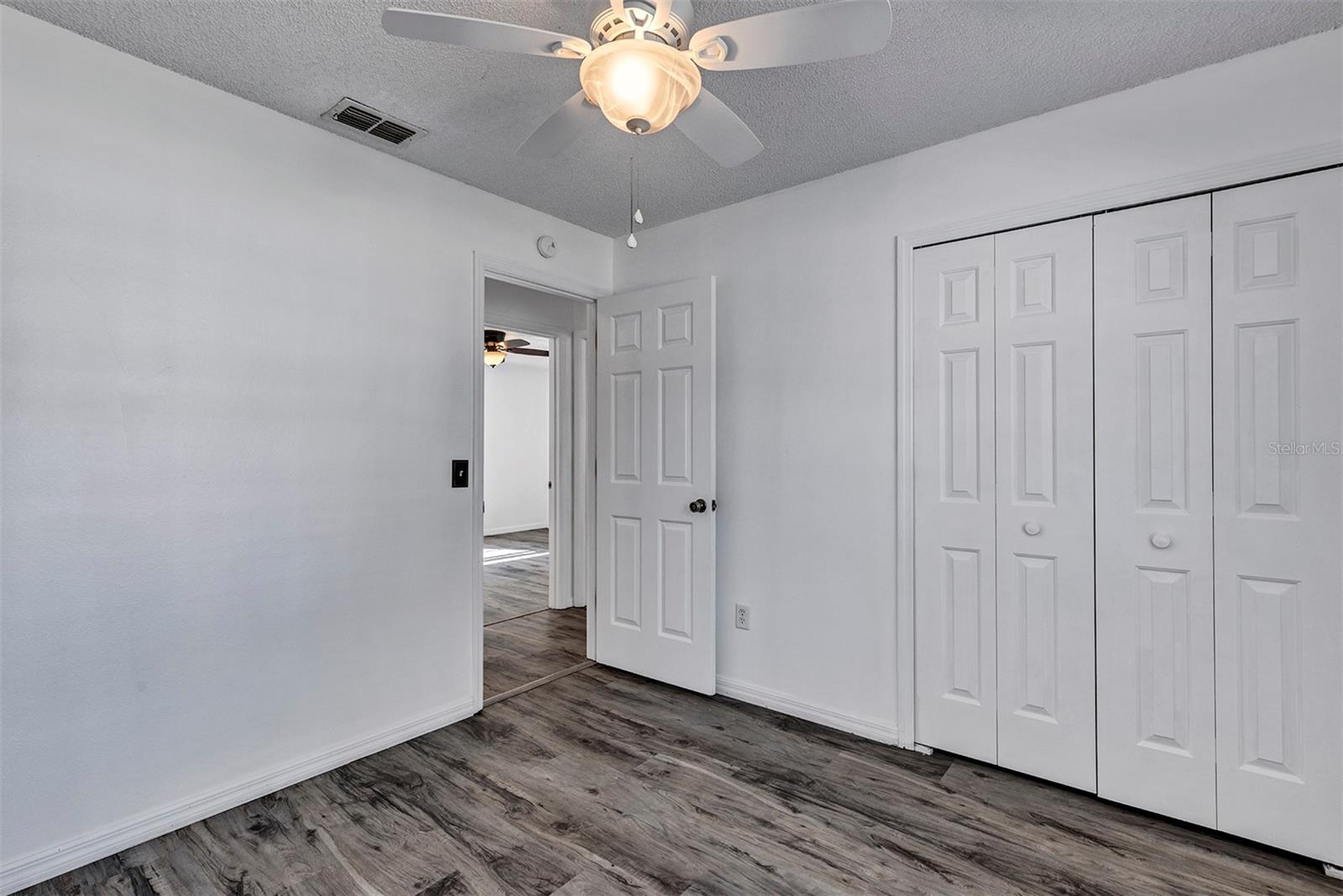 Image 18 of 41 For 1134 10th Avenue