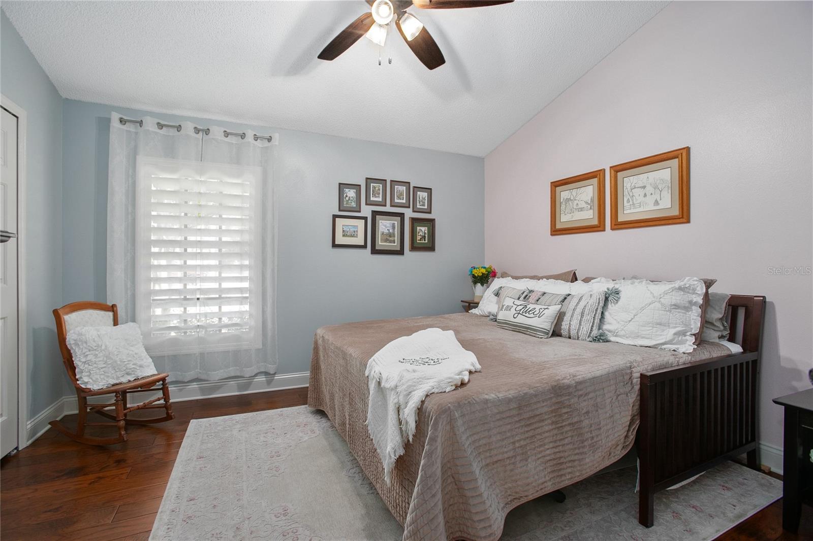 Image 26 of 44 For 872 Arawana Drive