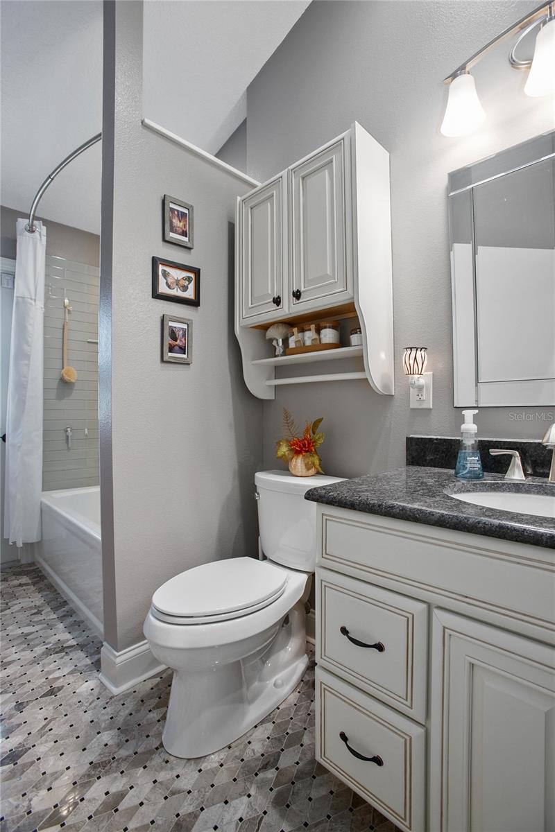 Image 30 of 44 For 872 Arawana Drive